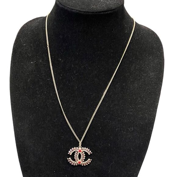 Chanel Vintage Metal & Gripoix CC Necklace - Picture 4 of 7